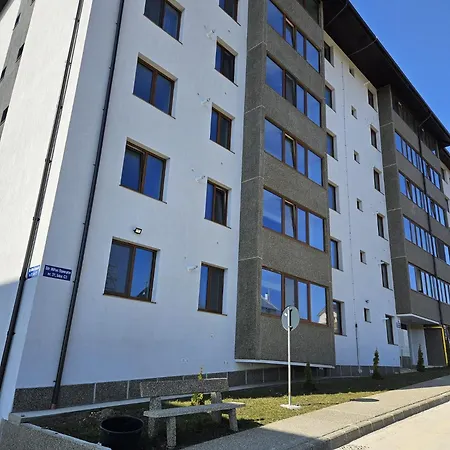 Tei Apartment *